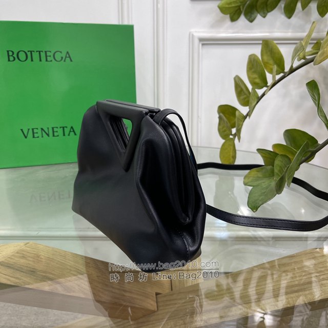 Bottega veneta高端女包 98088 寶緹嘉THE TRIANGLE BV專櫃新款黑色三角形五金手提女包  gxz1138